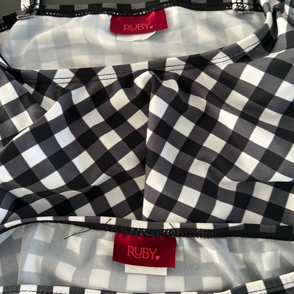 Ruby Love (period) Swimsuit girls size - Picture 4 of 11